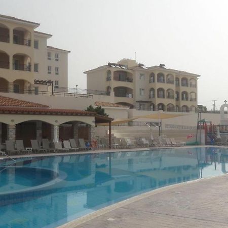 Cozy 2 Bedrooms Apartment In Complex With Swimming Pools And Beautiful View بافوس المظهر الخارجي الصورة