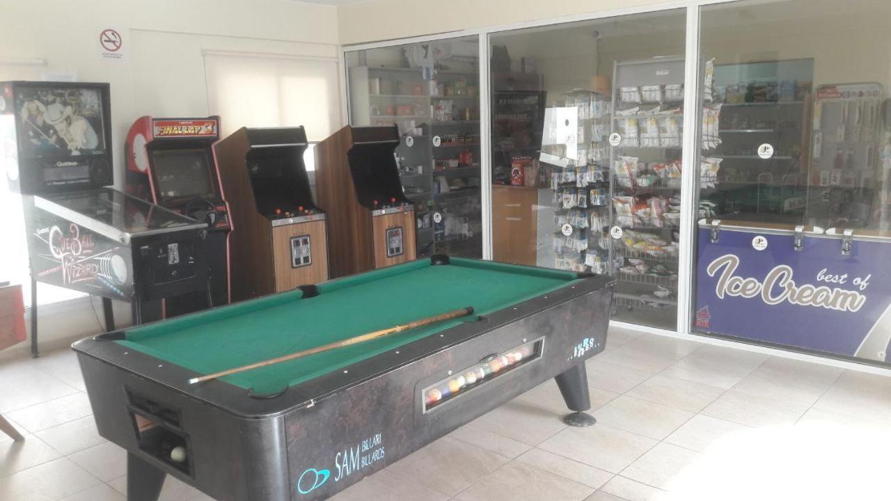 Cozy 2 Bedrooms Apartment In Complex With Swimming Pools And Beautiful View بافوس المظهر الخارجي الصورة
